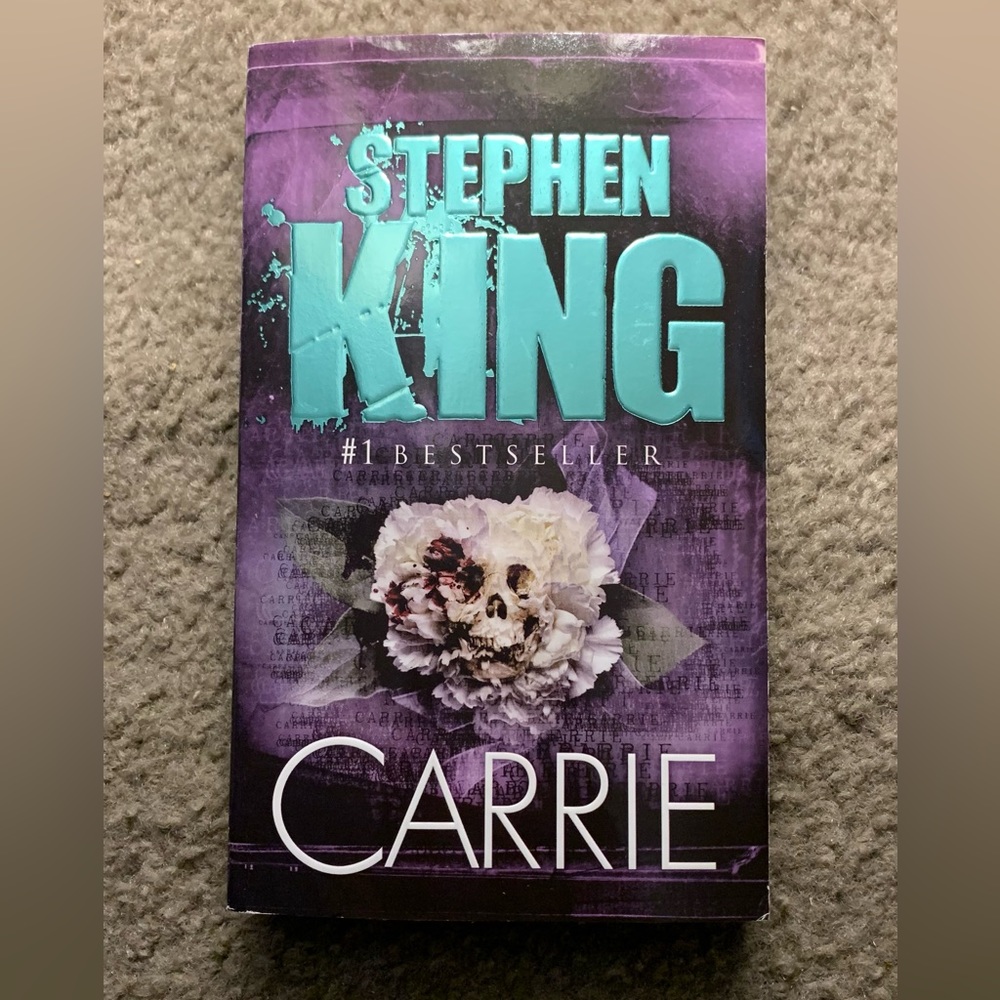 💜 Stephen King’s Carrie 🩵